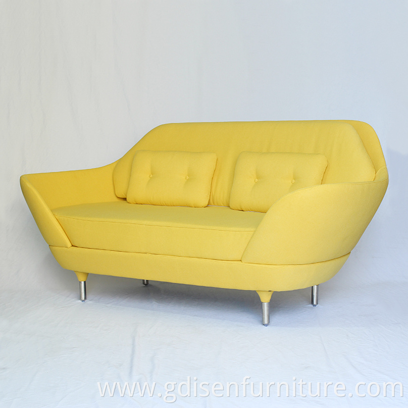 FAVN Sofa